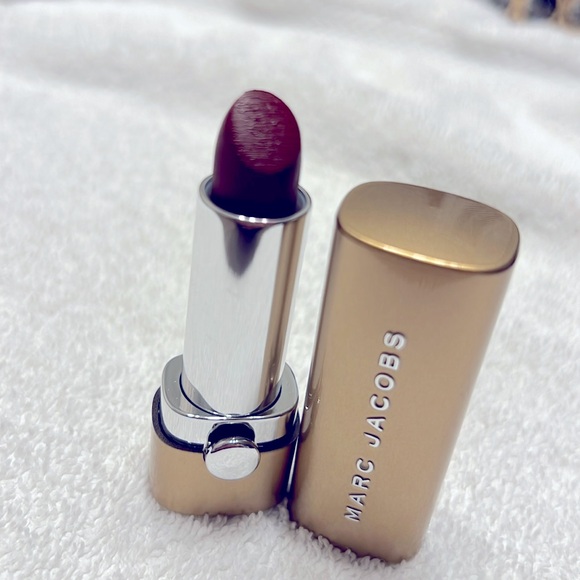 Marc Jacobs Beauty Lip crème #256 Bad Behavior - Picture 2 of 4